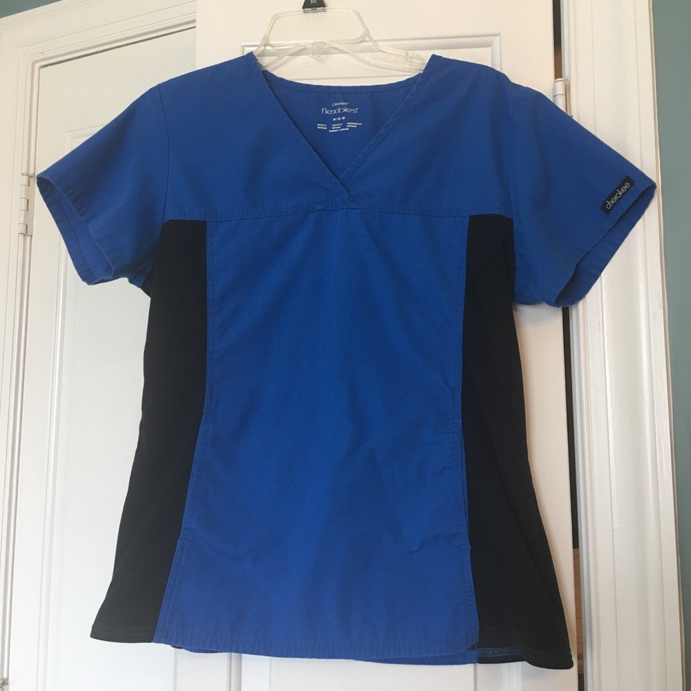 Cherokee Flexibles scrub top
